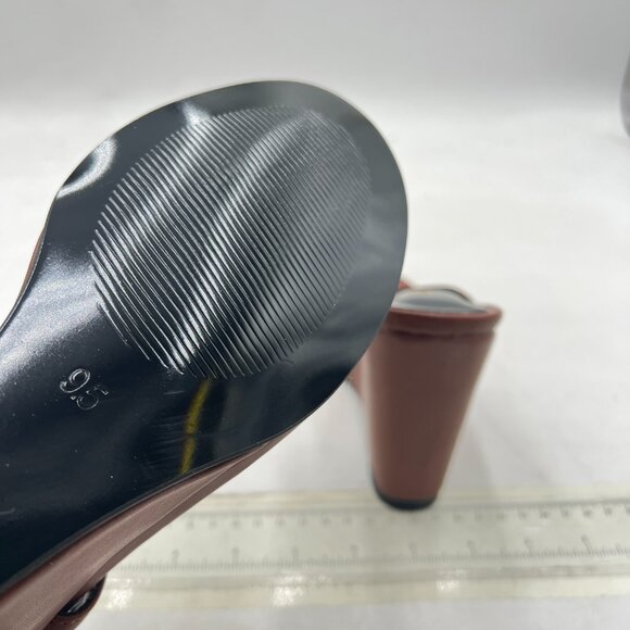 Milooey shoes Brown Round Toe Flip Flops Wedge High Heels Slip On Thong Sandals - Picture 6 of 8